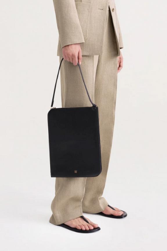 Toteme Slim Tote Black